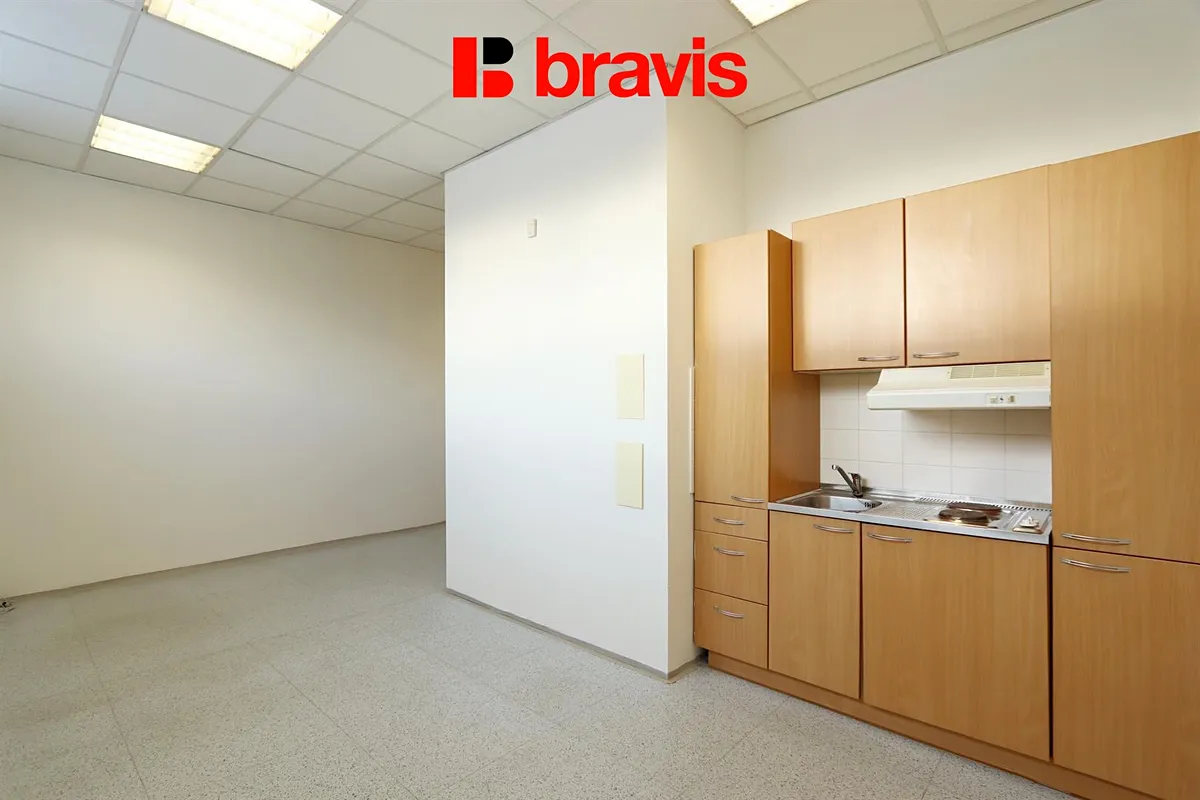 Pronájem obchodního prostoru 40 m²
